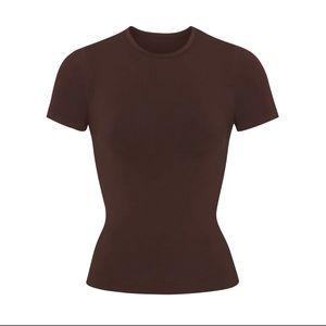 SKIMS Soft Smoothing Seamless Tee